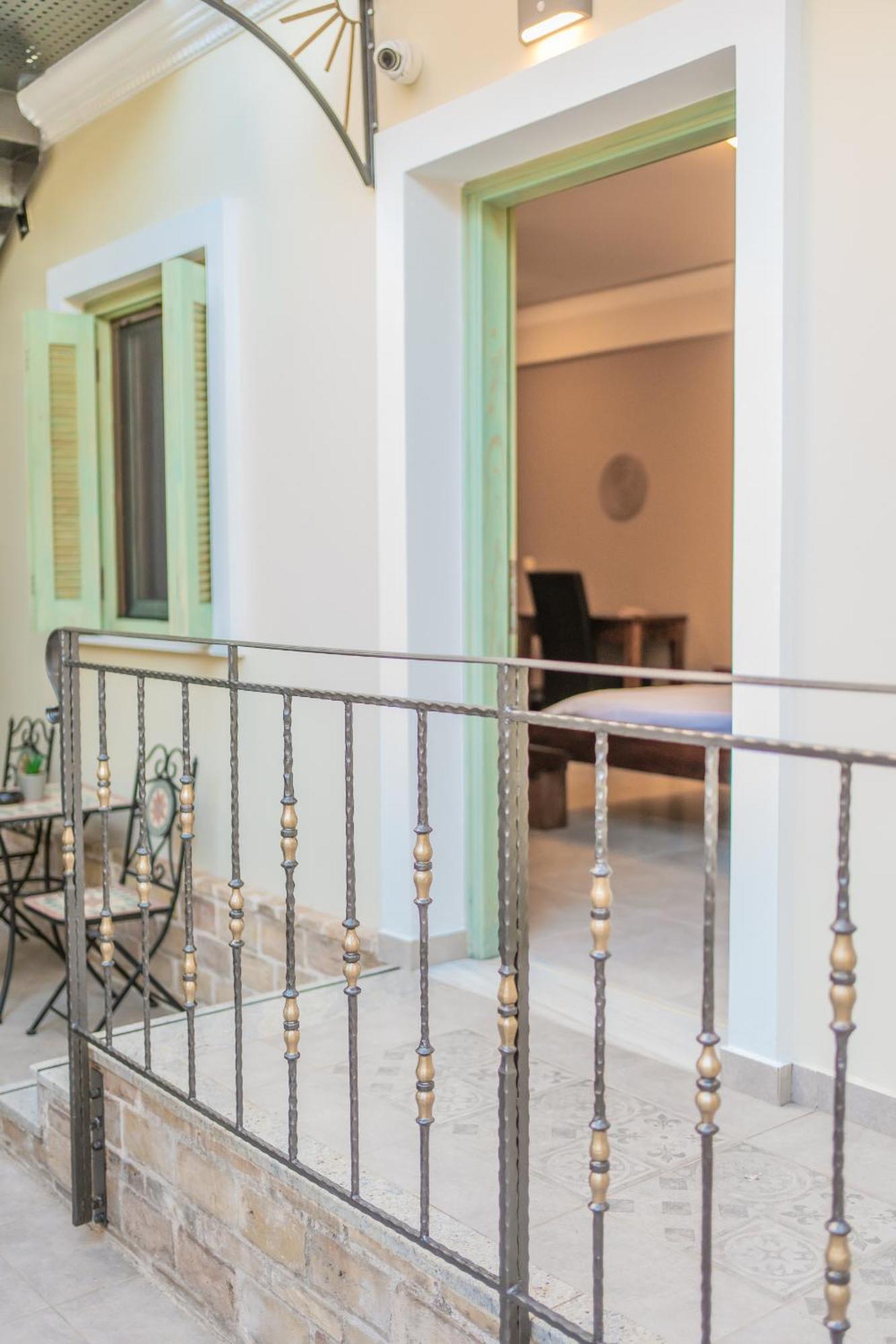 The Stone Manor , Noho Boutique Thissio Αθήνα Εξωτερικό φωτογραφία